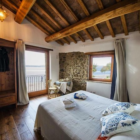 Bed and Breakfast Al Vicolo Dei Pescatori Anguillara Sabazia Exterior foto