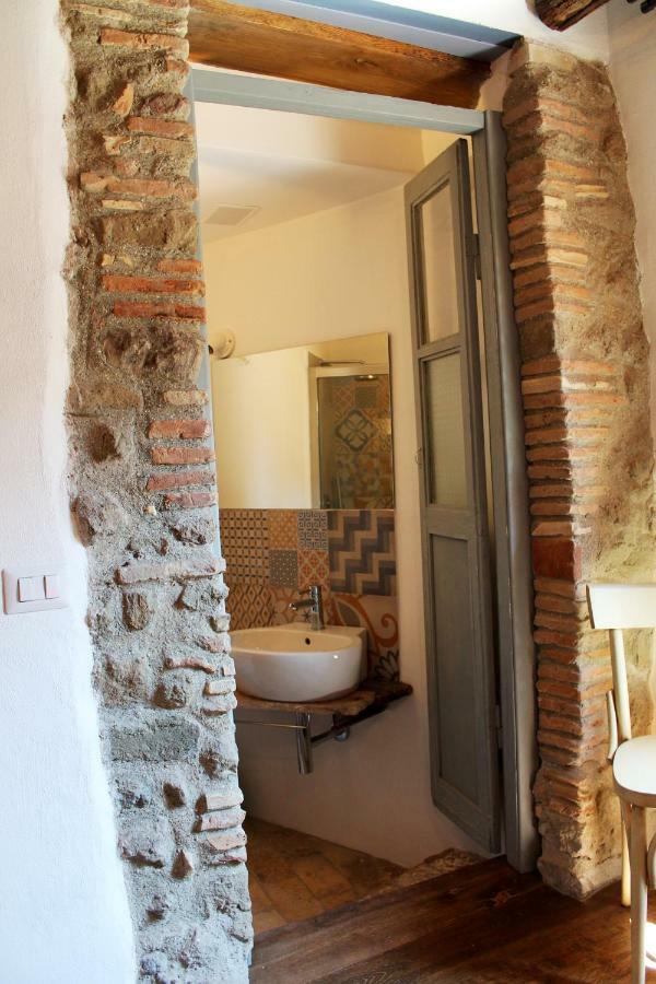 Bed and Breakfast Al Vicolo Dei Pescatori Anguillara Sabazia Exterior foto
